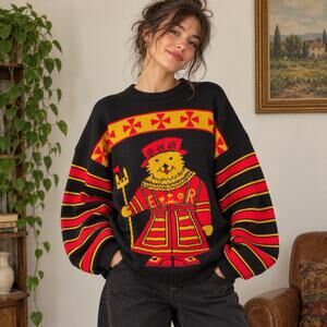 Vintage Natural England Teddy Bear Beefeater Sweater Black Red Gold 80s 90s